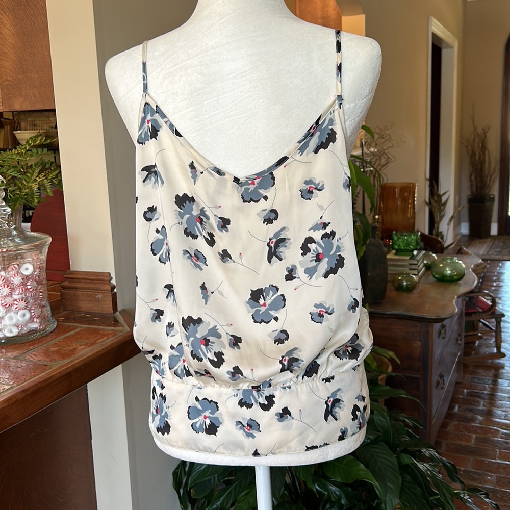LC Lauren Conrad Sleeveless Floral Banded Top szL - Picture 5 of 12